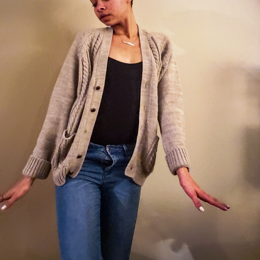 Cardigan - Picture 4 of 5